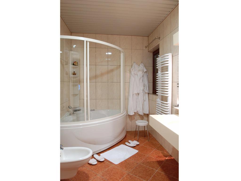 Hotel Bevanda Mostar Quarto foto